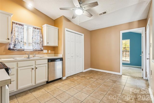 13042 Planters Row Drive, Charlotte, NC 28278