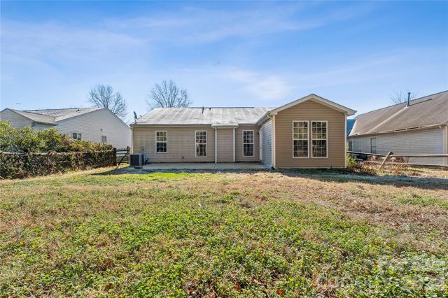 13042 Planters Row Drive, Charlotte, NC 28278