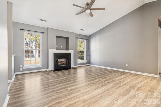 13042 Planters Row Drive, Charlotte, NC 28278