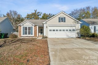 13042 Planters Row Drive, Charlotte, NC 28278