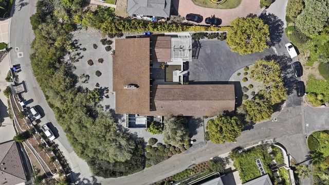 7105 Country Club Dr, La Jolla, CA 92037