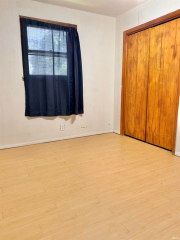 1804 E 25th Street, Muncie, IN 47302