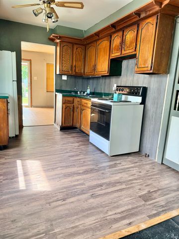 1804 E 25th Street, Muncie, IN 47302