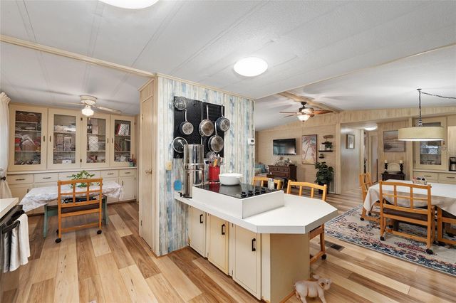 11211 NW 113TH PLACE, Chiefland, FL 32626