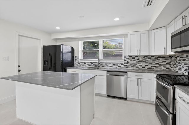 2630 SW 49th Court, Fort Lauderdale, FL 33312