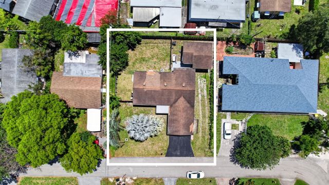 2630 SW 49th Court, Fort Lauderdale, FL 33312