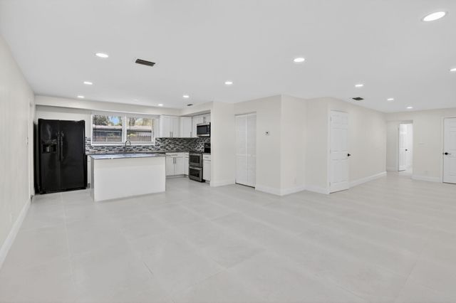 2630 SW 49th Court, Fort Lauderdale, FL 33312