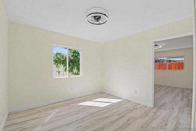559 Glencrest Dr, San Diego, CA 92139