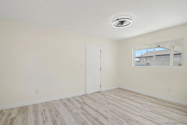 559 Glencrest Dr, San Diego, CA 92139