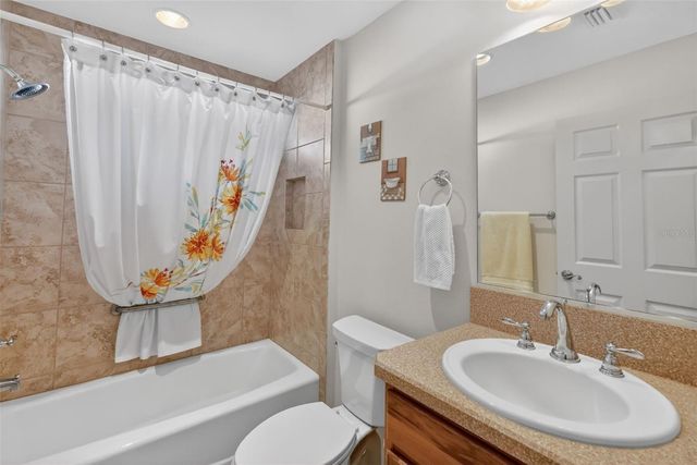 858 WIECHENS WAY, The Villages, FL 32163