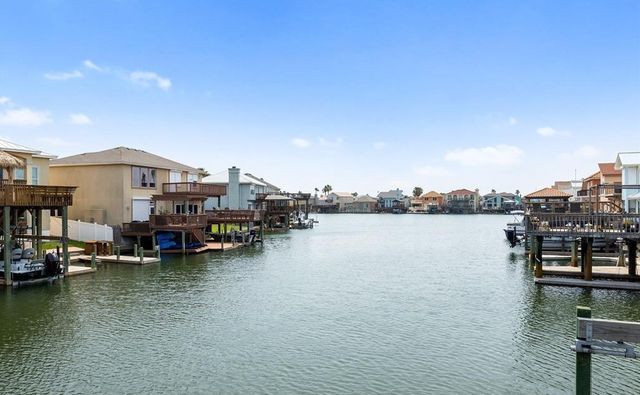 13625 Catamaran Dr, Corpus Christi, TX 78418