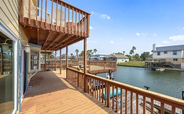 13625 Catamaran Dr, Corpus Christi, TX 78418