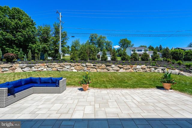 122 SEBASTIAN LN, Plymouth Meeting, PA 19462