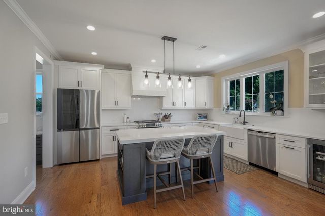 122 SEBASTIAN LN, Plymouth Meeting, PA 19462