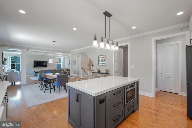 122 SEBASTIAN LN, Plymouth Meeting, PA 19462
