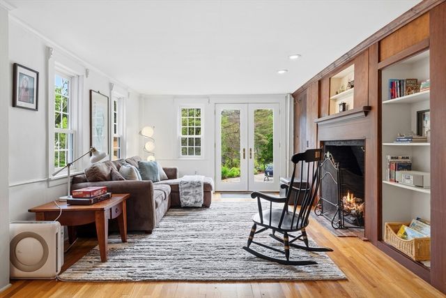 22 Stinson Rd, Andover, MA 01810