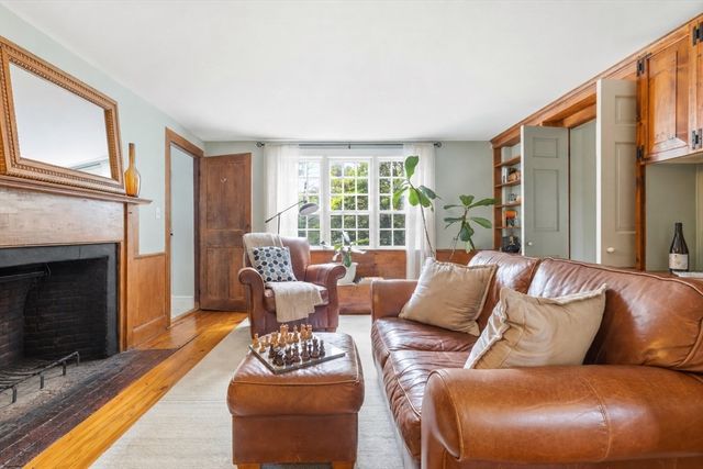 22 Stinson Rd, Andover, MA 01810