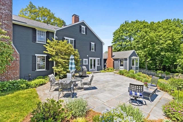 22 Stinson Rd, Andover, MA 01810