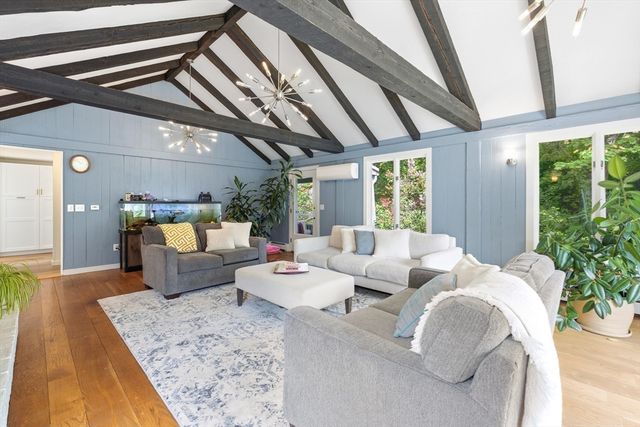 22 Stinson Rd, Andover, MA 01810