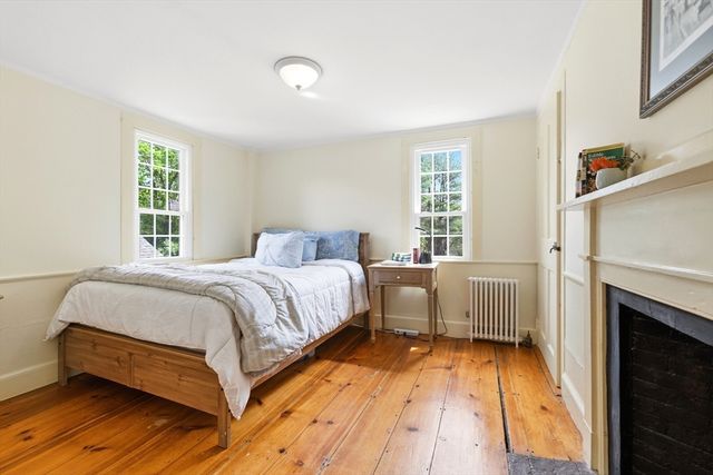 22 Stinson Rd, Andover, MA 01810