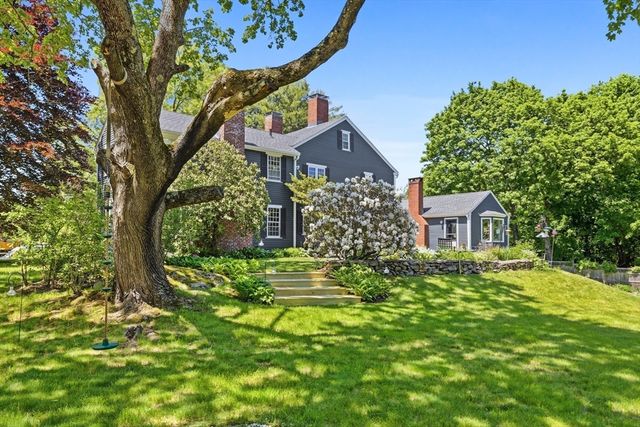 22 Stinson Rd, Andover, MA 01810