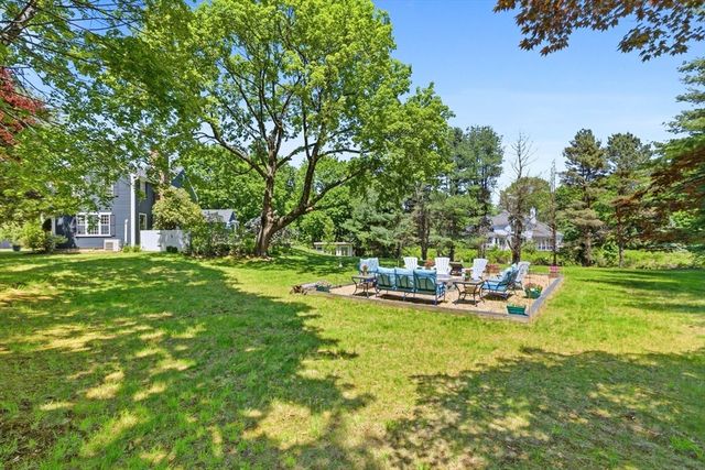 22 Stinson Rd, Andover, MA 01810