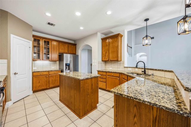 26049 Kingshill Drive, Kingwood, TX 77339