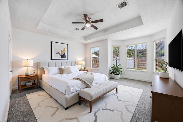 26049 Kingshill Drive, Kingwood, TX 77339