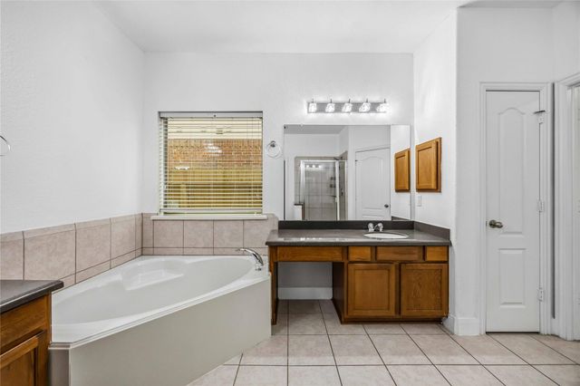 26049 Kingshill Drive, Kingwood, TX 77339