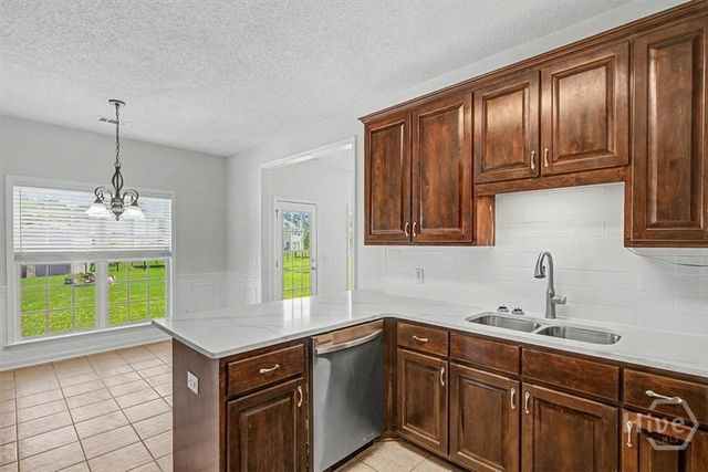203 Veranda Avenue, Guyton, GA 31312