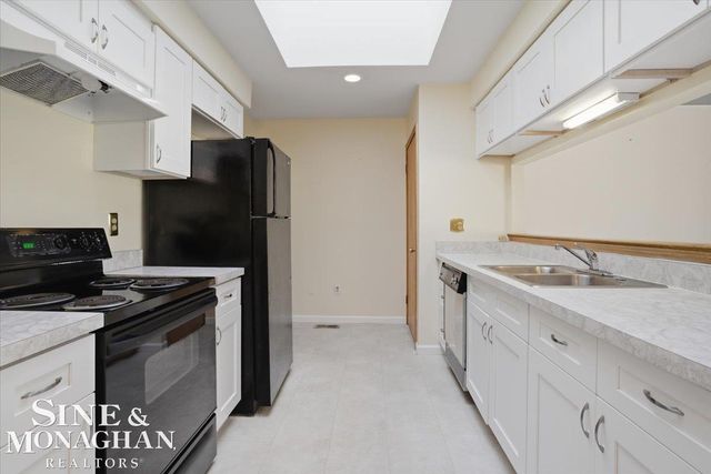 14908 Dover Court, Shelby Twp, MI 48315