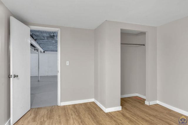 3542 SE Adams St, Topeka, KS 66605