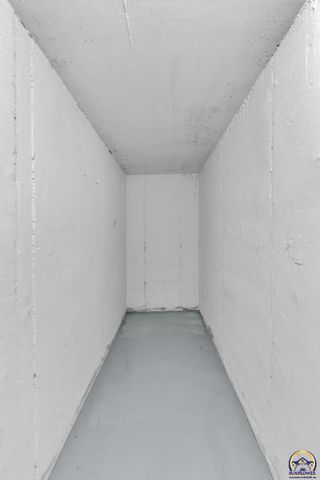 3542 SE Adams St, Topeka, KS 66605