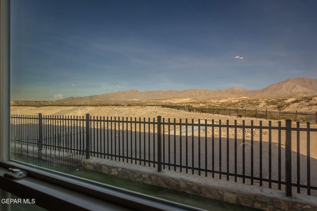 2300 Rory Way, El Paso, TX 79911