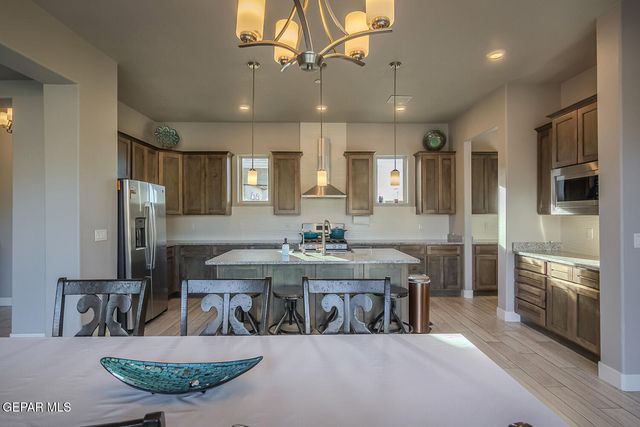 2300 Rory Way, El Paso, TX 79911