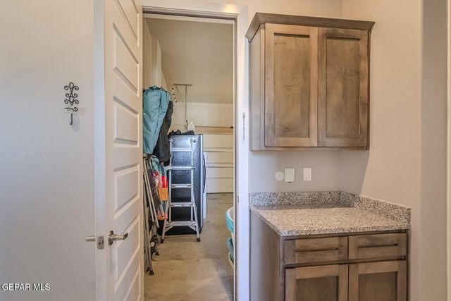 2300 Rory Way, El Paso, TX 79911