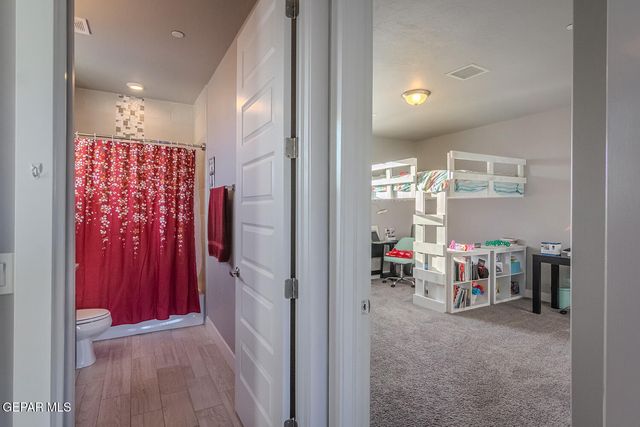 2300 Rory Way, El Paso, TX 79911