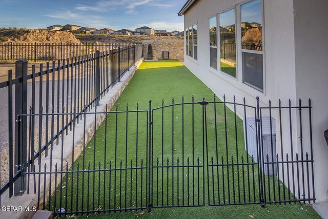 2300 Rory Way, El Paso, TX 79911