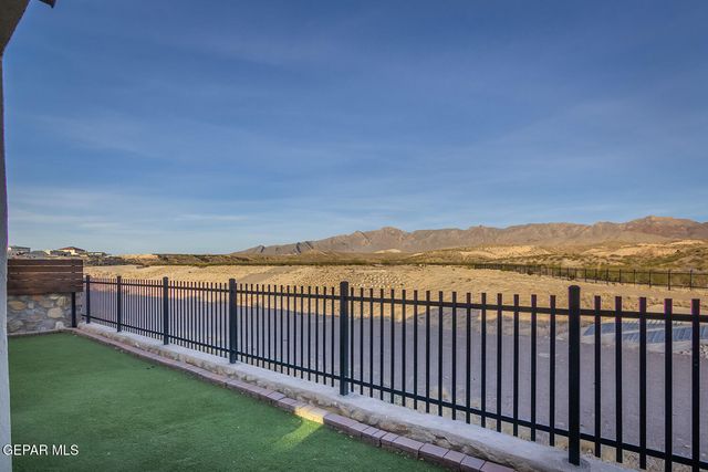 2300 Rory Way, El Paso, TX 79911