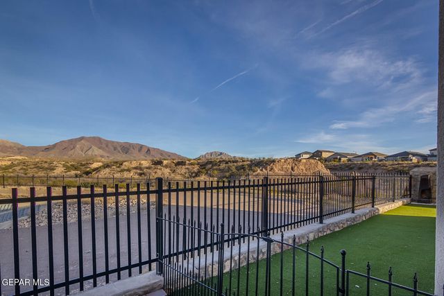 2300 Rory Way, El Paso, TX 79911