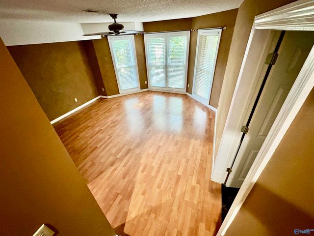 2105 Greenslope Trail, Huntsville, AL 35811
