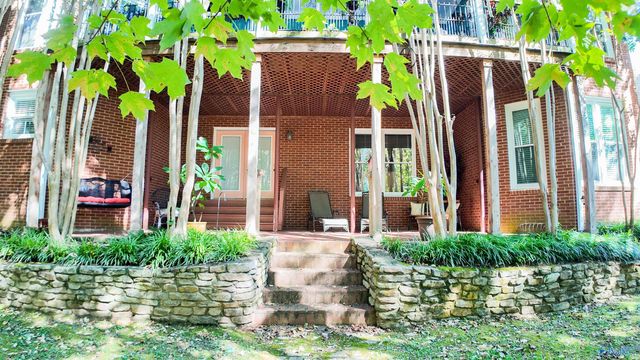 2105 Greenslope Trail, Huntsville, AL 35811