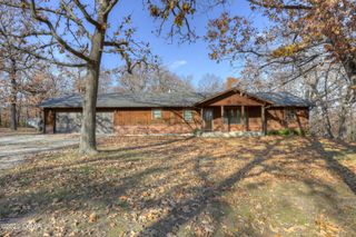 4642 Dolphin Drive, Joplin, MO 64804