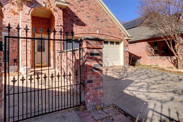 5062 Birchman Avenue, Fort Worth, TX 76107