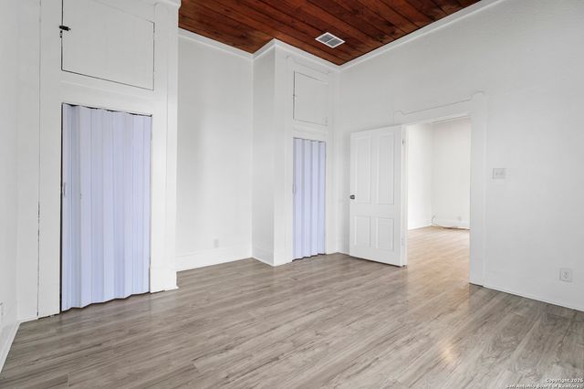 2106 Saunders, San Antonio, TX 78207