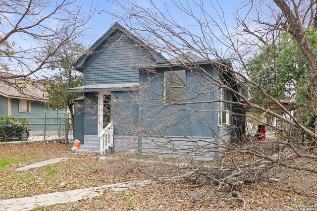 2106 Saunders, San Antonio, TX 78207