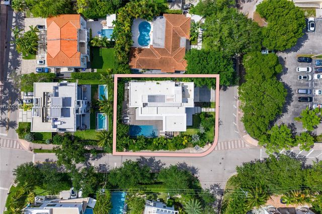 571 Glenridge Rd, Key Biscayne, FL 33149