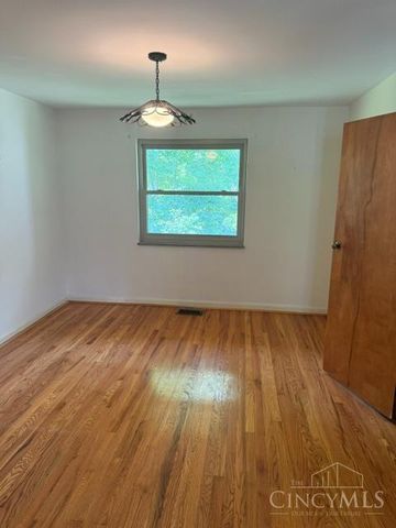 1316 Betty Lane, Miami Twp, OH 45150