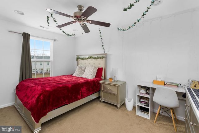 21 SUNDANCE DR, Hamilton, NJ 08619