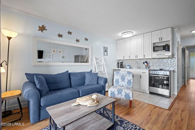 40 Folly Field Rd Apt B356, Hilton Head Island, SC 29928